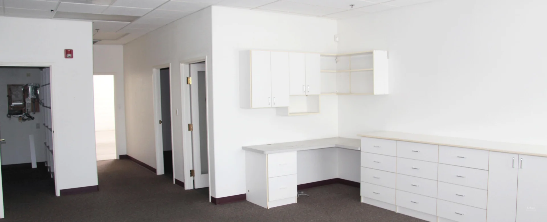 Flex Building for Lease Near Scottsdale Airpark — Lease in Scottsdale, AZ, photo 2 of 7