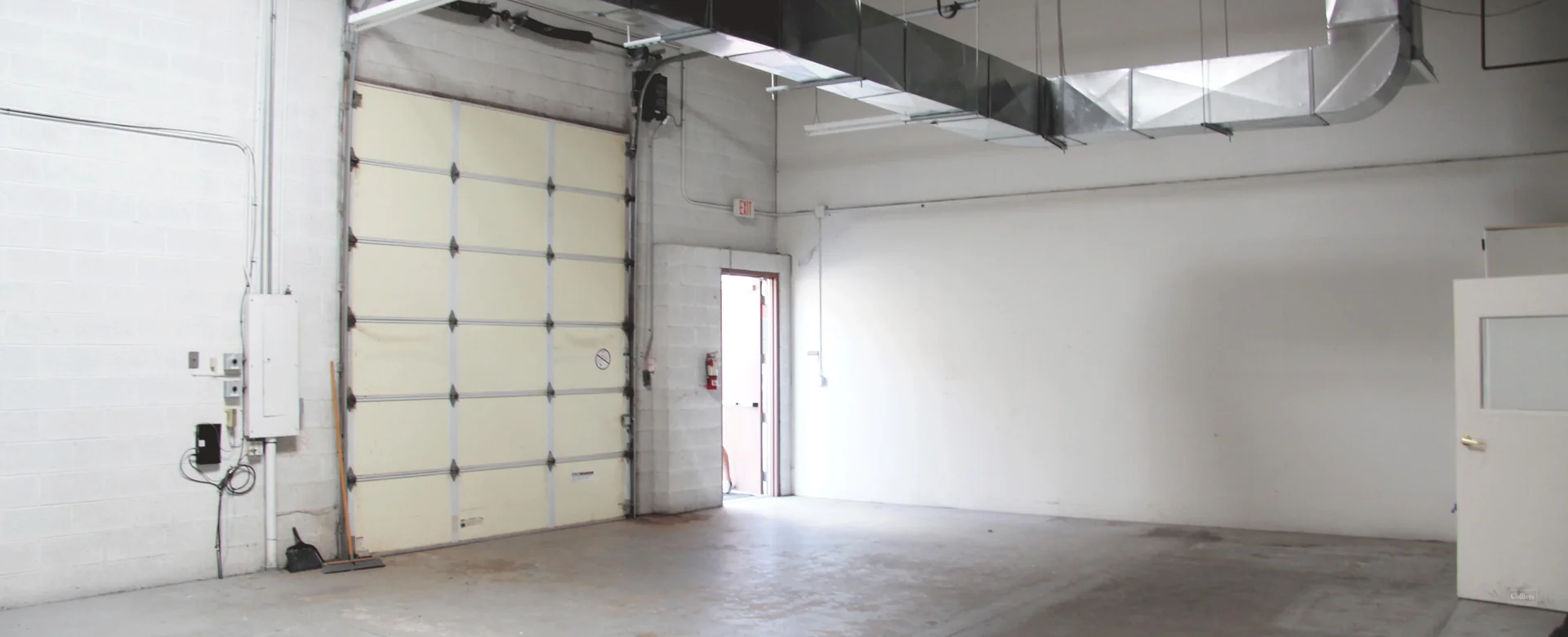 Flex Building for Lease Near Scottsdale Airpark — Lease in Scottsdale, AZ, photo 3 of 7