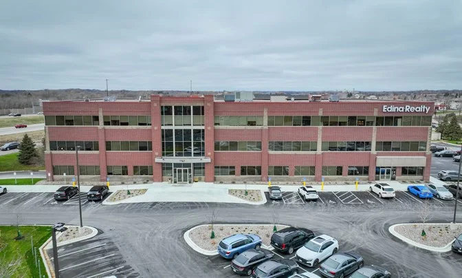 231 NE County Road 10 — Lease in Blaine, MN, photo 6 of 8