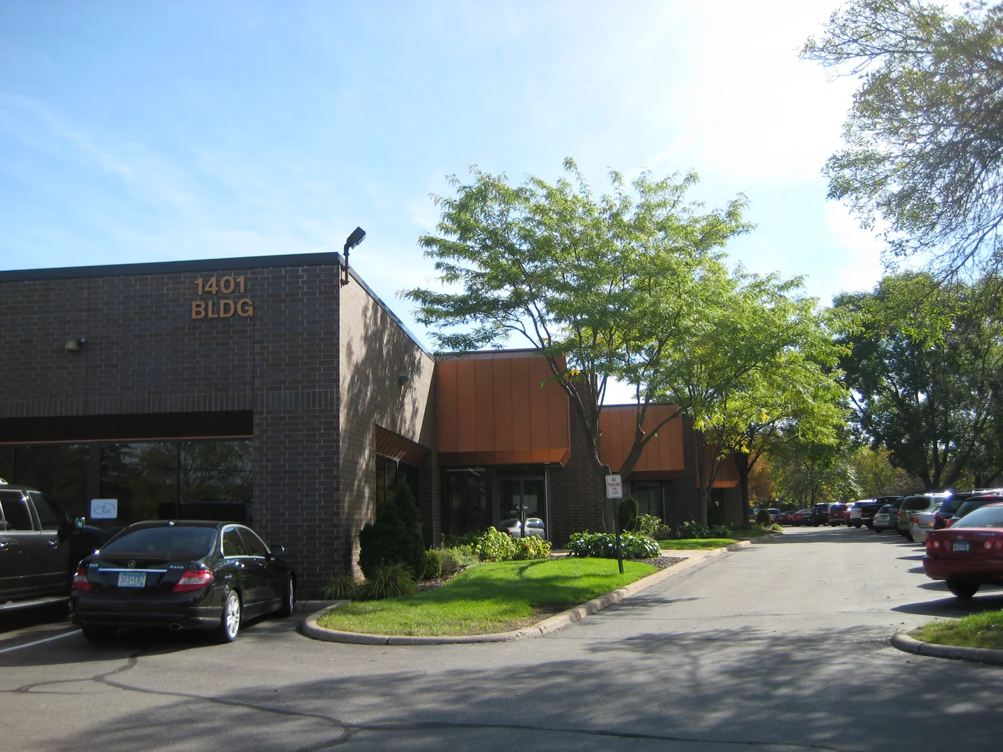 Olympia Business Center — Lease in Bloomington, MN, photo 3 of 8