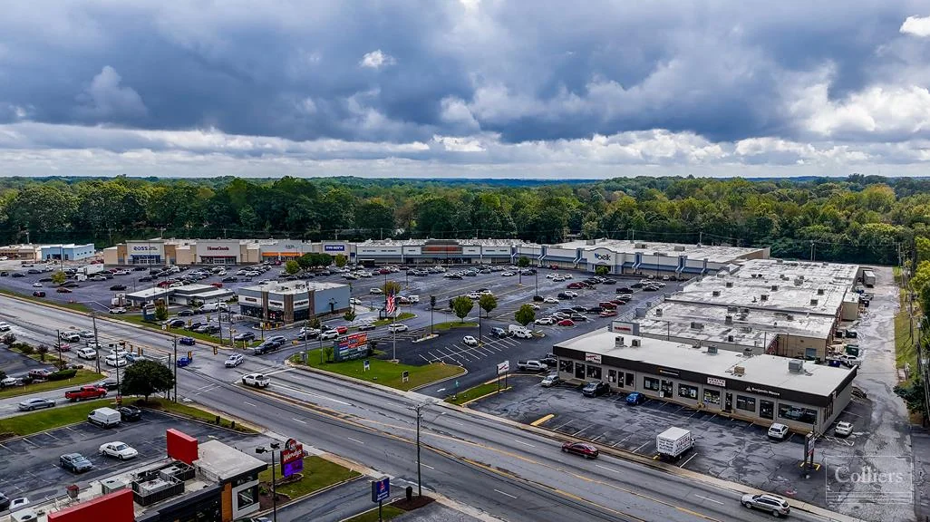 Retail Outparcel and Junior Box Availabilities in… — Lease in Easley, SC, photo 6 of 8