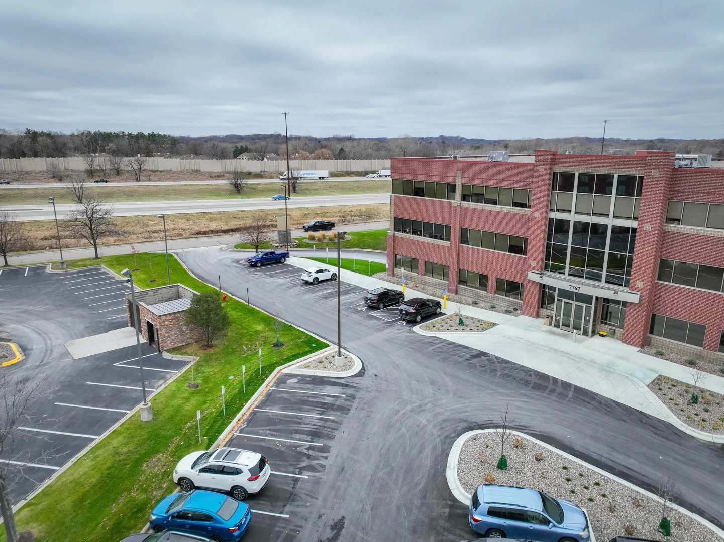 Medical Office Space For Lease in Maple Grove — Lease in Maple Grove, MN, photo 2 of 8