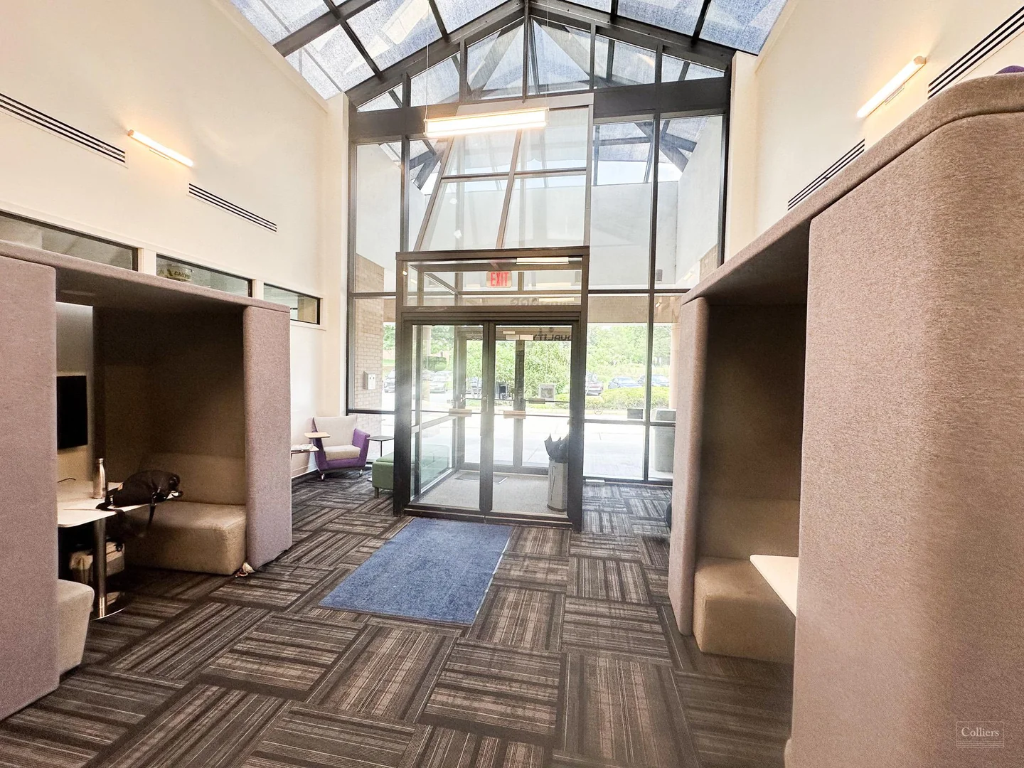 Exceptional Investment Opportunity: SHORT-TERM NNN SALE/LEASEBACK THROUGH 12/31/2026 - photo 13 - Rockville, MD