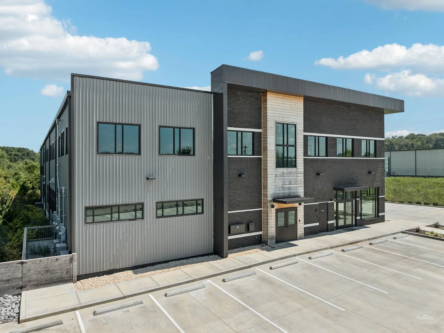 Rare Mixed-Use / Retail Investment Opportunity in… — Lease in Nolensville, TN, photo 2 of 8