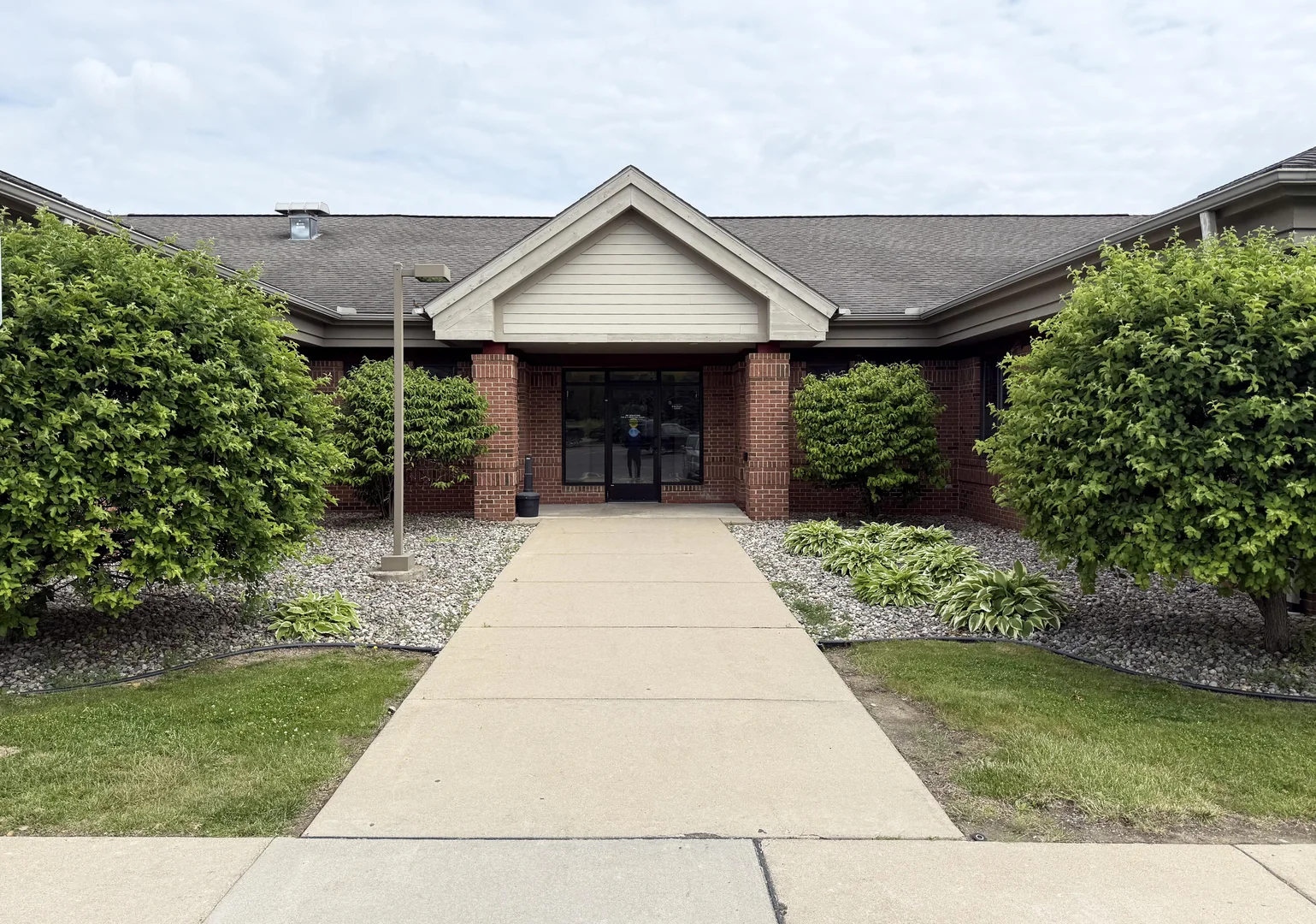 2166 SF Office Space Available - photo 1 - Williamston, MI