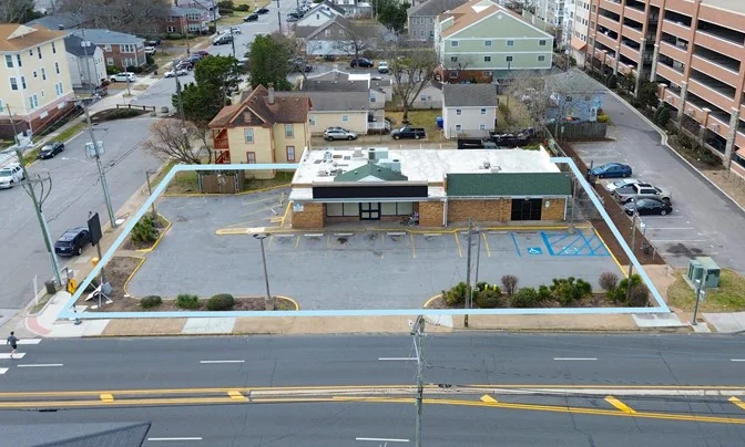 Former Hooters Available — Lease in Virginia Beach, VA, photo 3 of 8