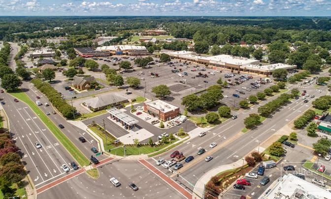 Former Hooters Available — Lease in Virginia Beach, VA, photo 7 of 8