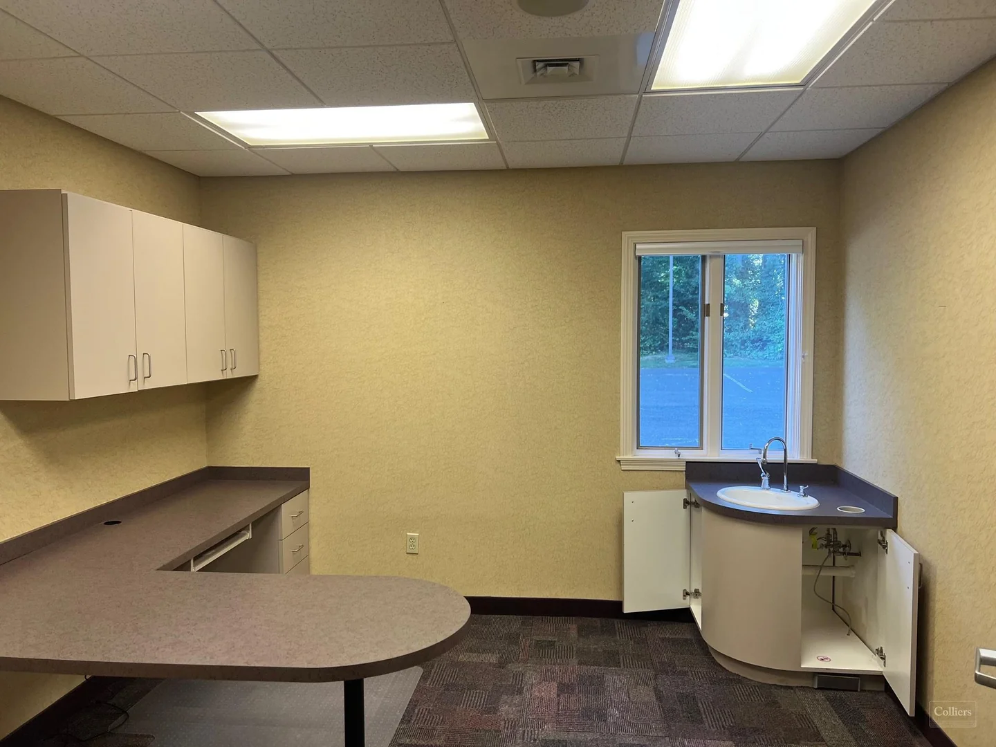 Investor User Opportunity - photo 5 - South Windsor, CT