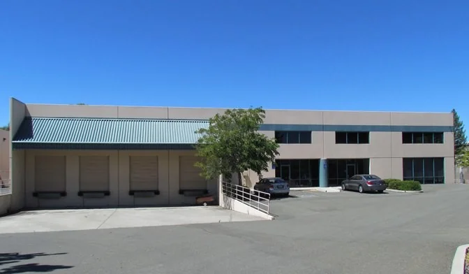 LIGHT INDUSTRIAL BUILDING FOR LEASE AND SALE — Lease in San Leandro, CA, photo 5 of 8