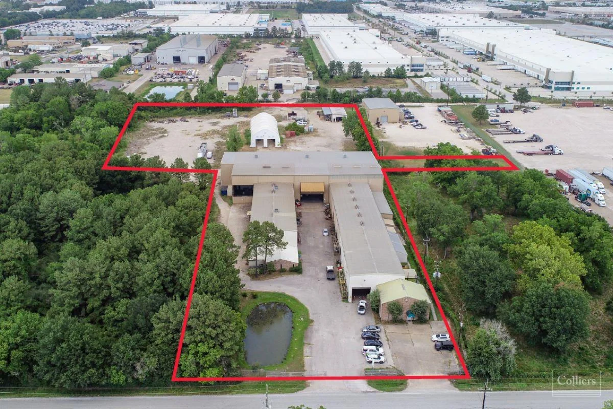 For Sale or Lease I 52,360 SF Manufacturing Facility on 7.92 Acres