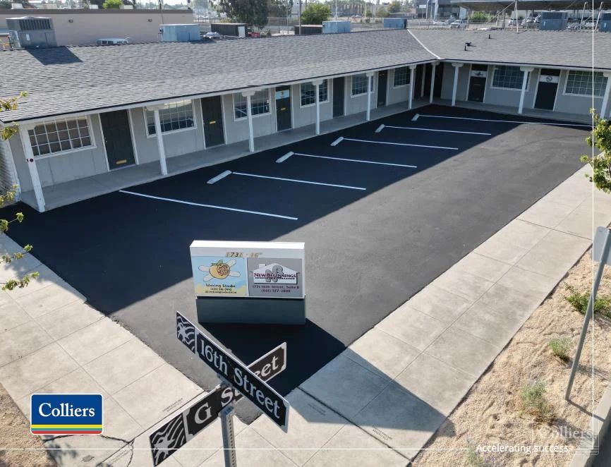 Newly Renovated Multi- Tenant Office Building | Sale… — Lease in Bakersfield, CA, photo 1 of 8