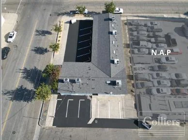 Newly Renovated Multi- Tenant Office Building | Sale… — Lease in Bakersfield, CA, photo 3 of 8