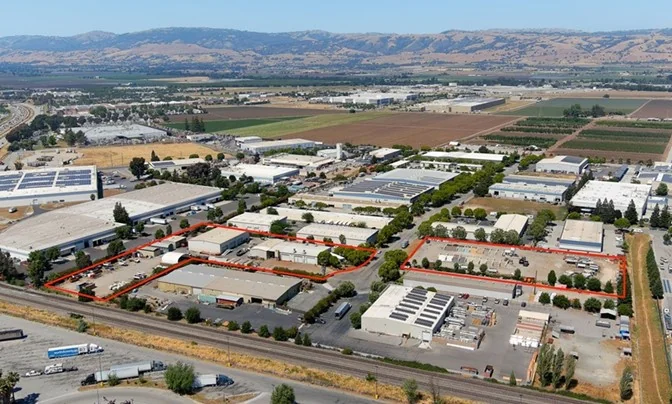 LAND FOR LEASE AND SALE — Lease in Gilroy, CA, photo 6 of 8