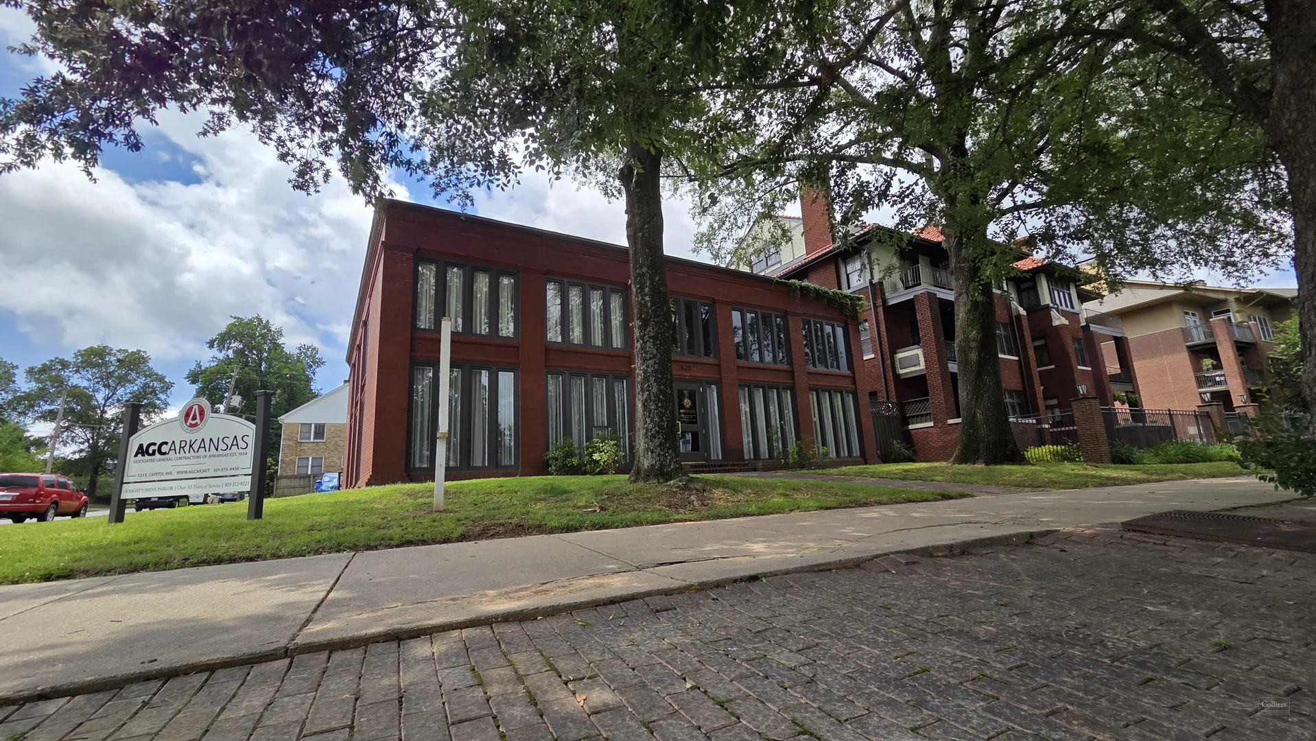 For Sale or Lease: Freestanding Office Building — Lease in Little Rock, AR, photo 1 of 8