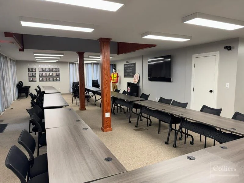 For Sale or Lease: Freestanding Office Building — Lease in Little Rock, AR, photo 2 of 8