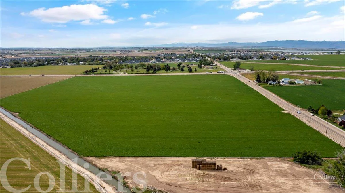 Karcher Commons | Caldwell, ID — Lease in Nec Karcher Rd & Indiana Ave, ID, photo 3 of 8