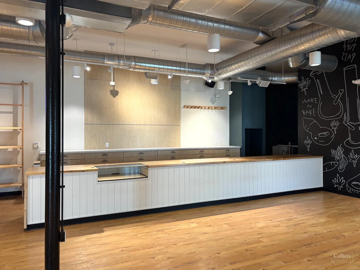 Freestanding Retail/Office For Sale Or Lease l… — Lease in Lansing, MI, photo 8 of 8