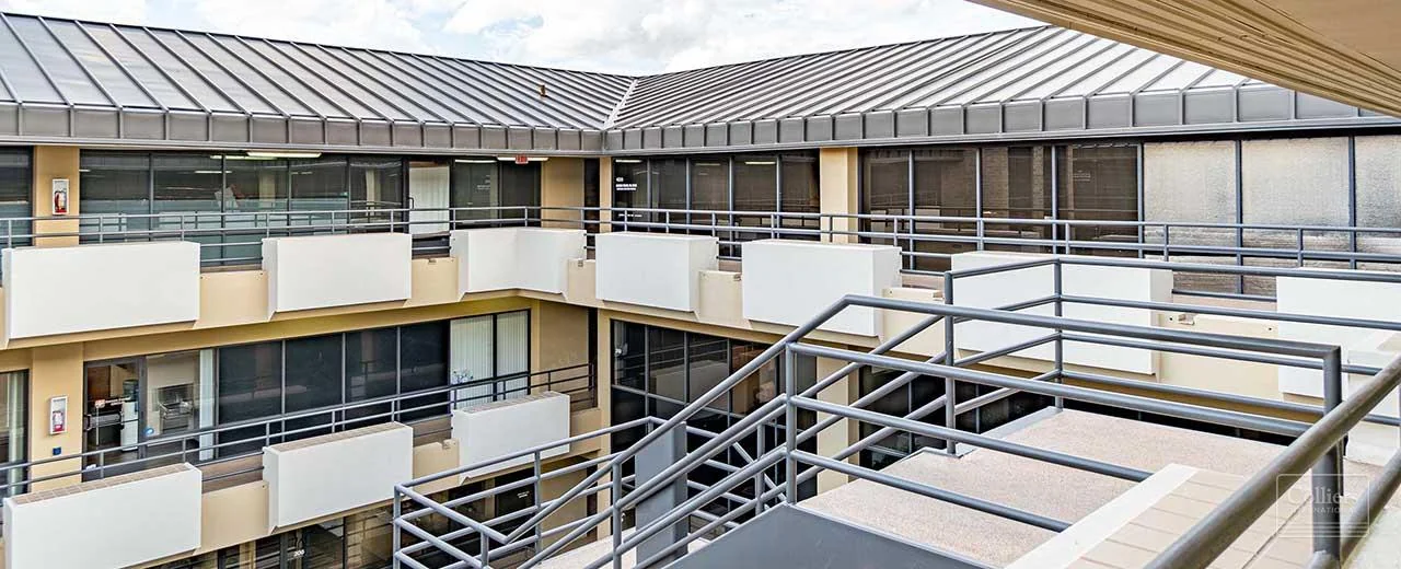 Office and Medical Space for Sale or Lease - other in Parkwood Professional Plaza 5501 N 19th Ave Phoenix, AZ
