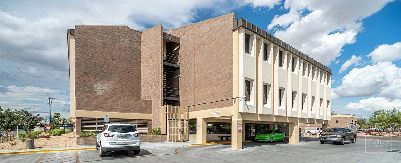 Office and Medical Space for Sale or Lease - photo 4 - Parkwood Professional Plaza 5501 N 19th Ave Phoenix, AZ