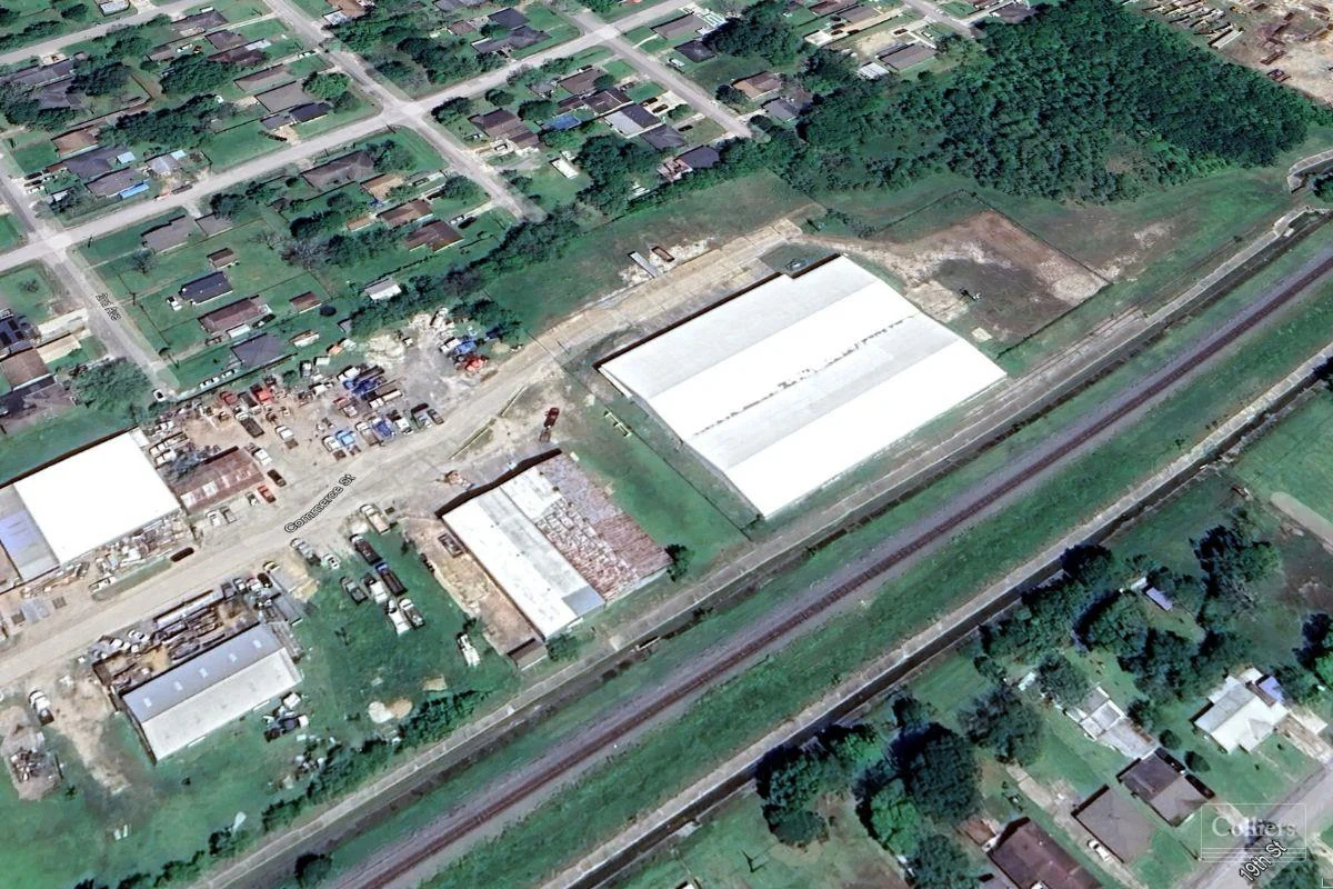 For Sale or Lease I ±14,000 SF Industrial Building ±0.844 Acres - photo 2 - Port Arthur, TX