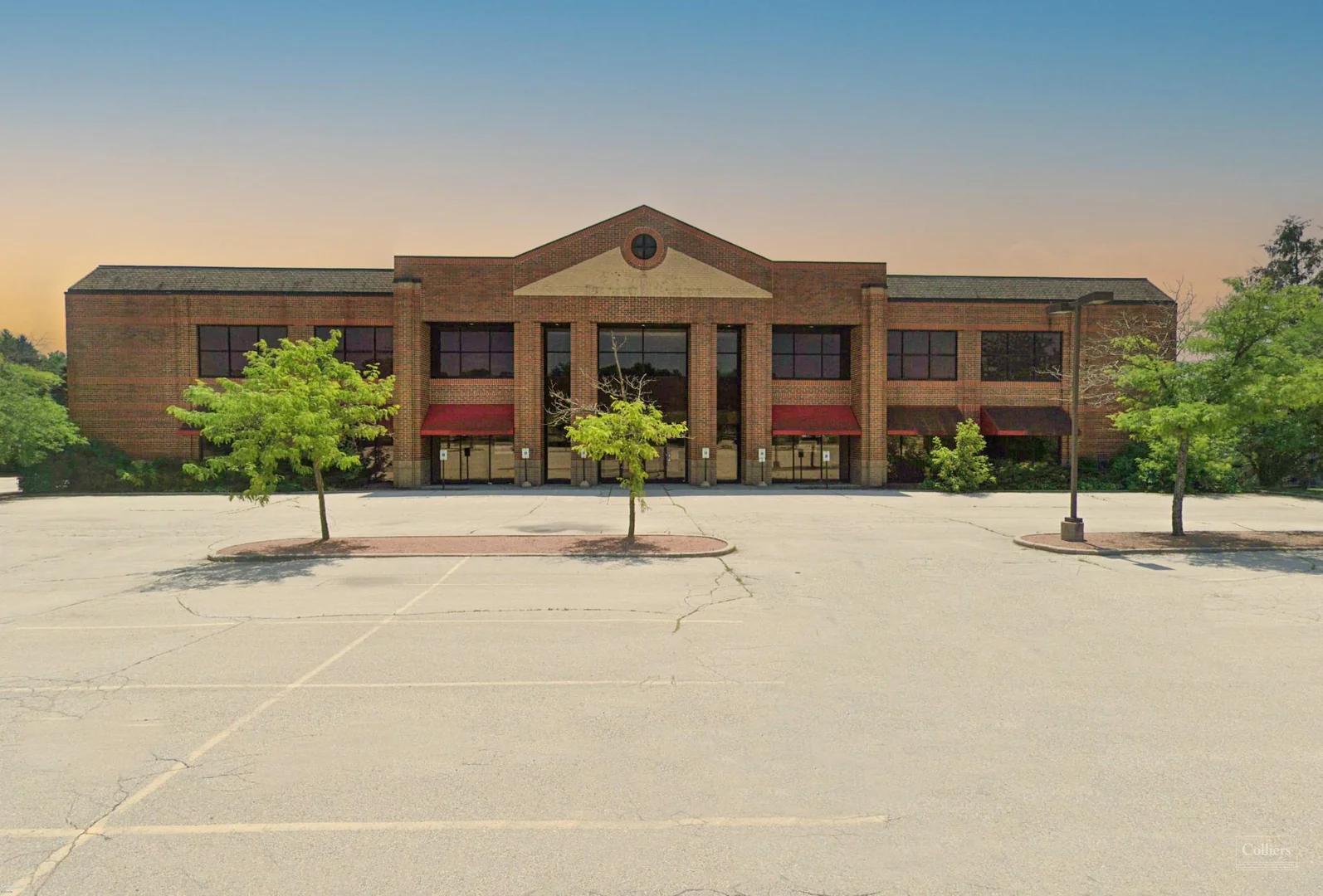 Retail Building Available in High Visibility Location