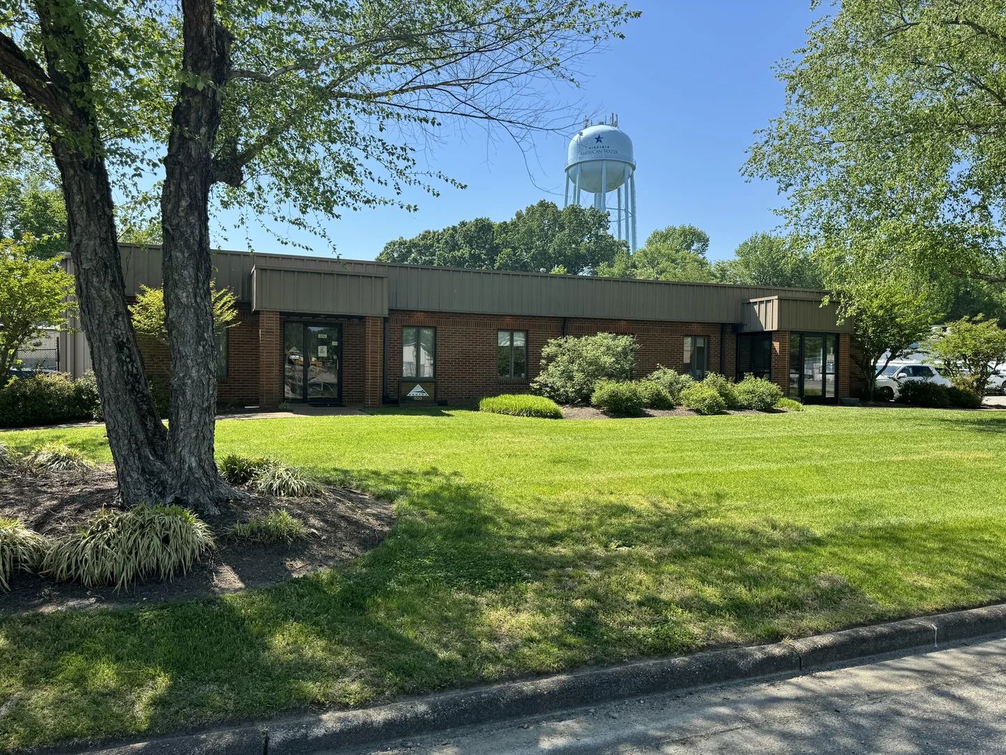 600-602 Elm Court — Lease in Hopewell, VA, photo 1 of 5