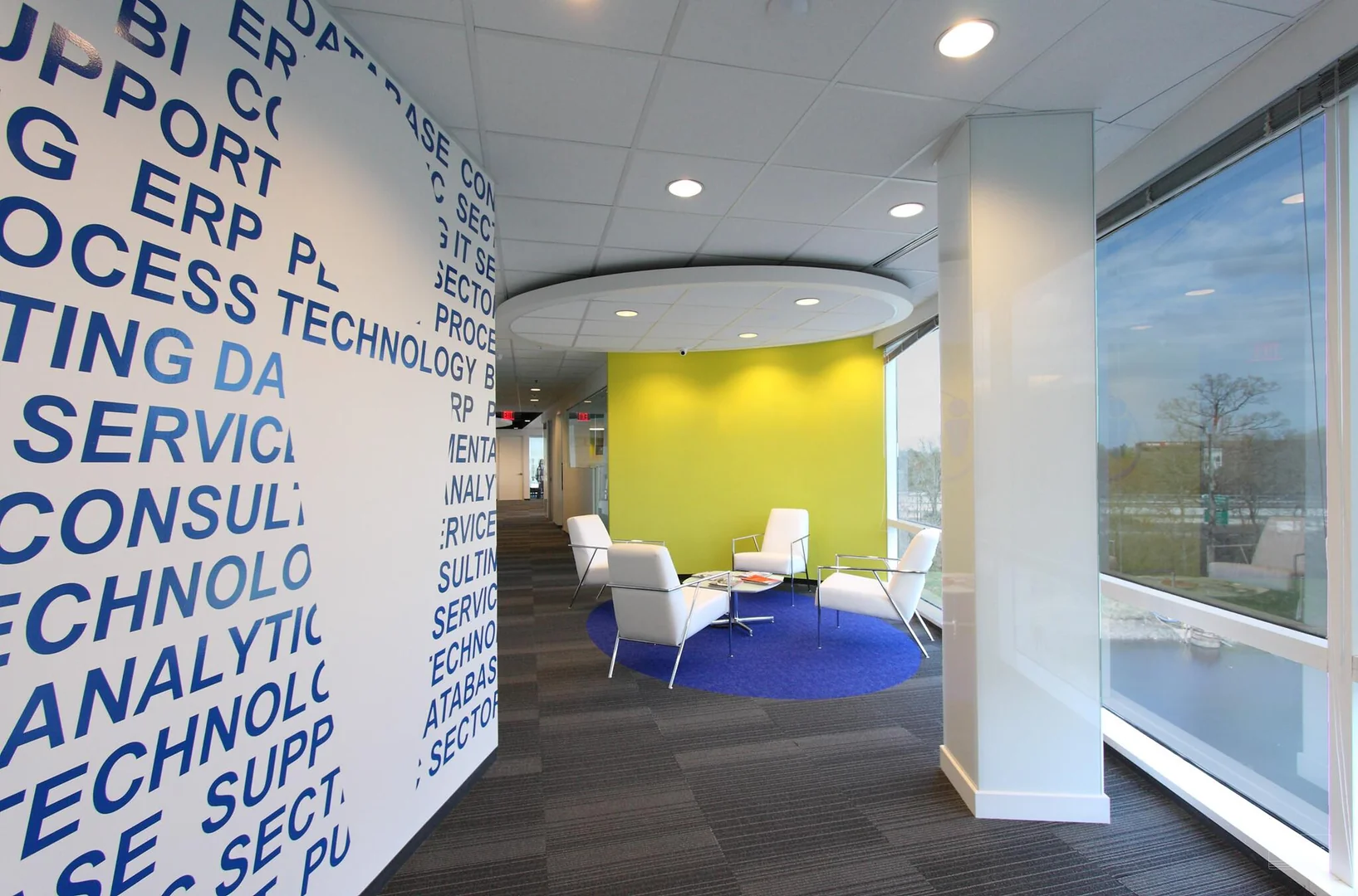 Building Signage Opportunity on Toll Rd in Reston! — Lease in Reston, VA, photo 3 of 8