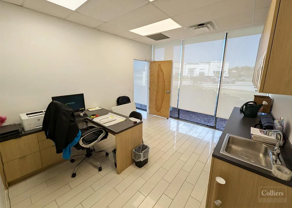 Winter Haven Sublease - photo 2 - Winter Haven, FL