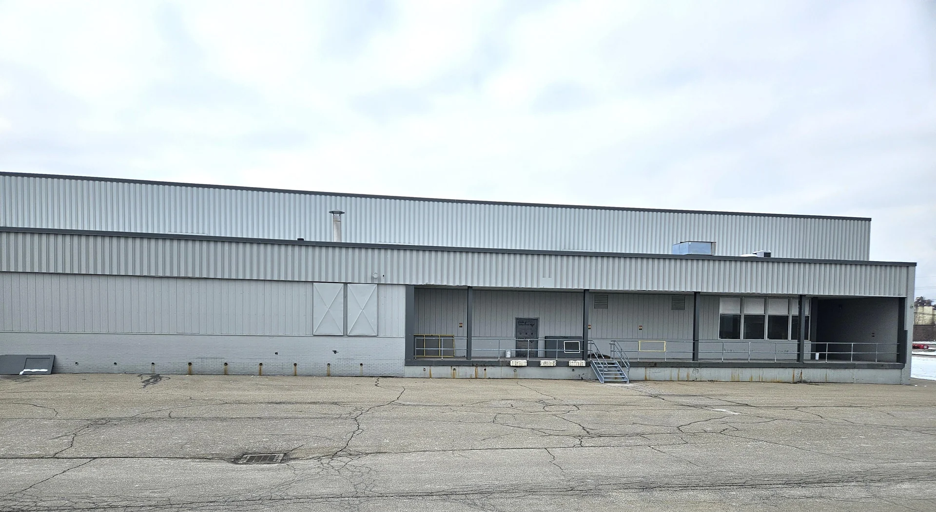 11630 Mosteller Rd — Lease in Sharonville, OH, photo 2 of 8