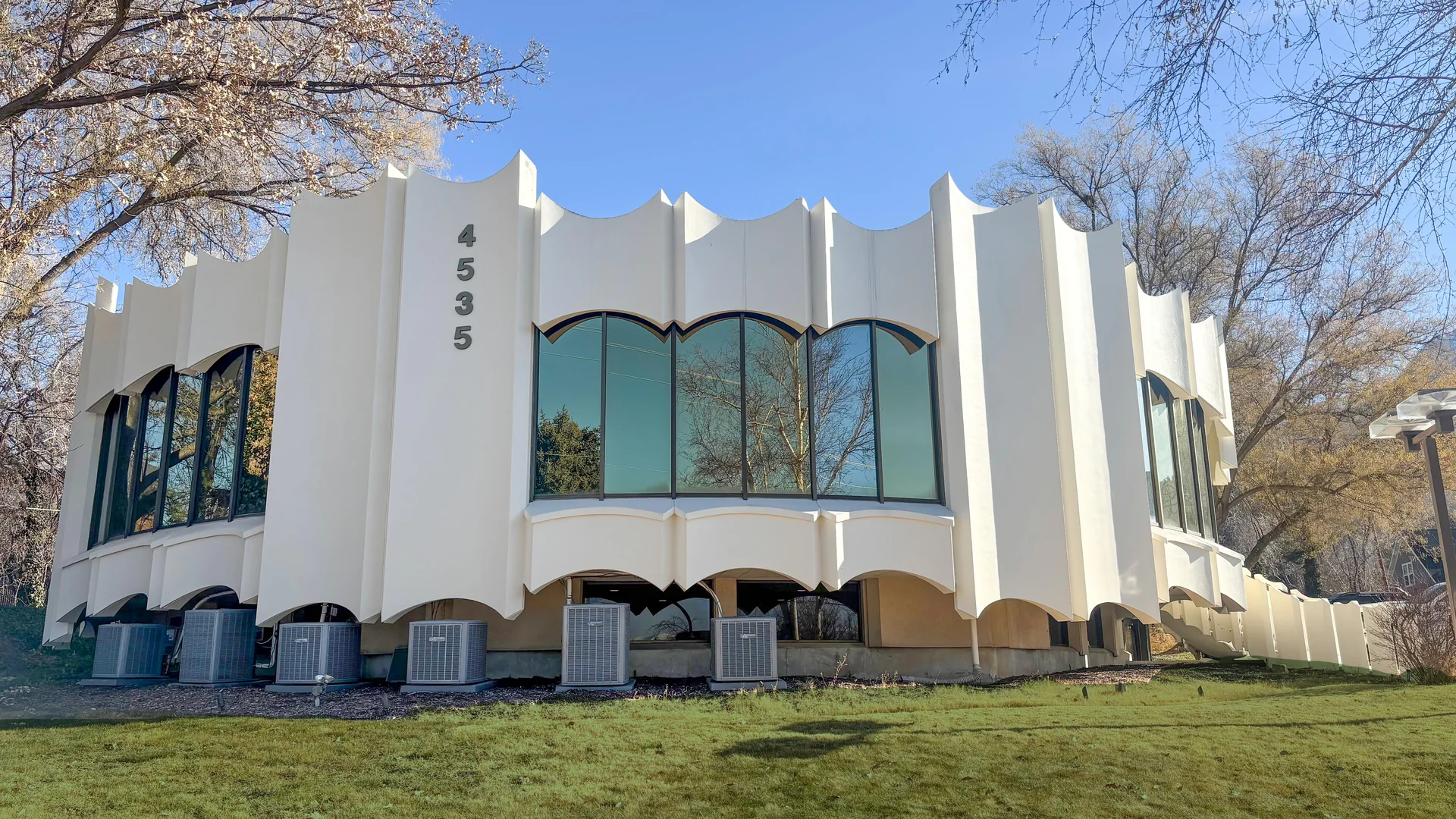 Holladay Sublease — Lease in Holladay, UT, photo 1 of 8