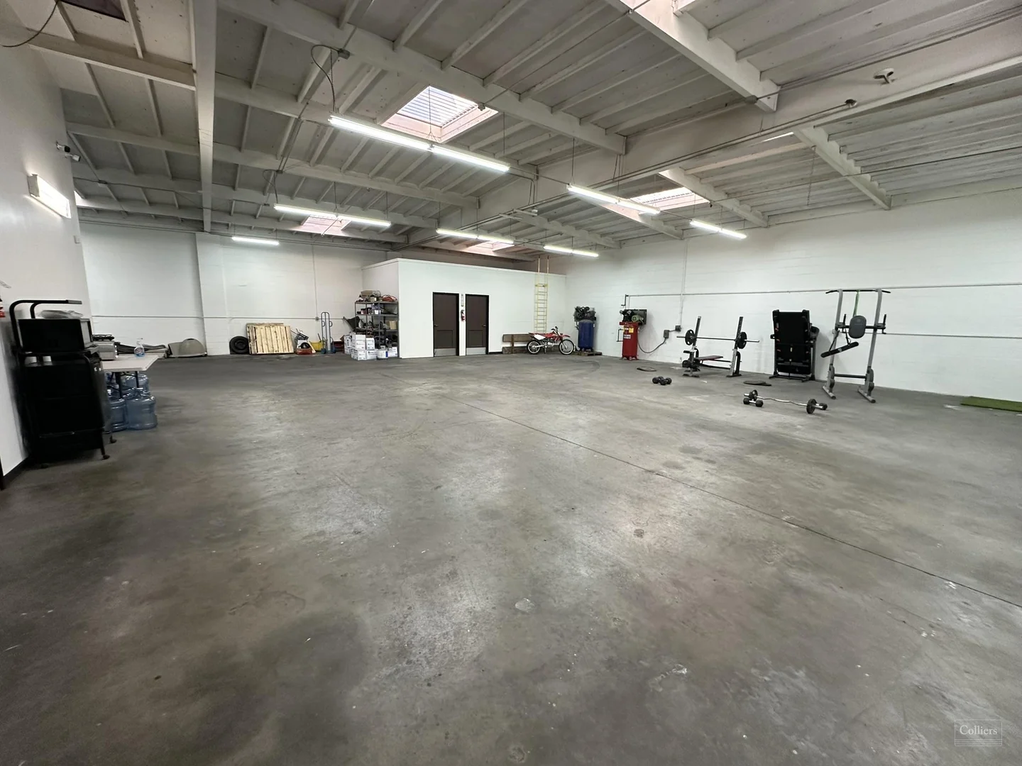 ± 4720 SF Available for Sublease — Lease in Gardena, CA, photo 3 of 5