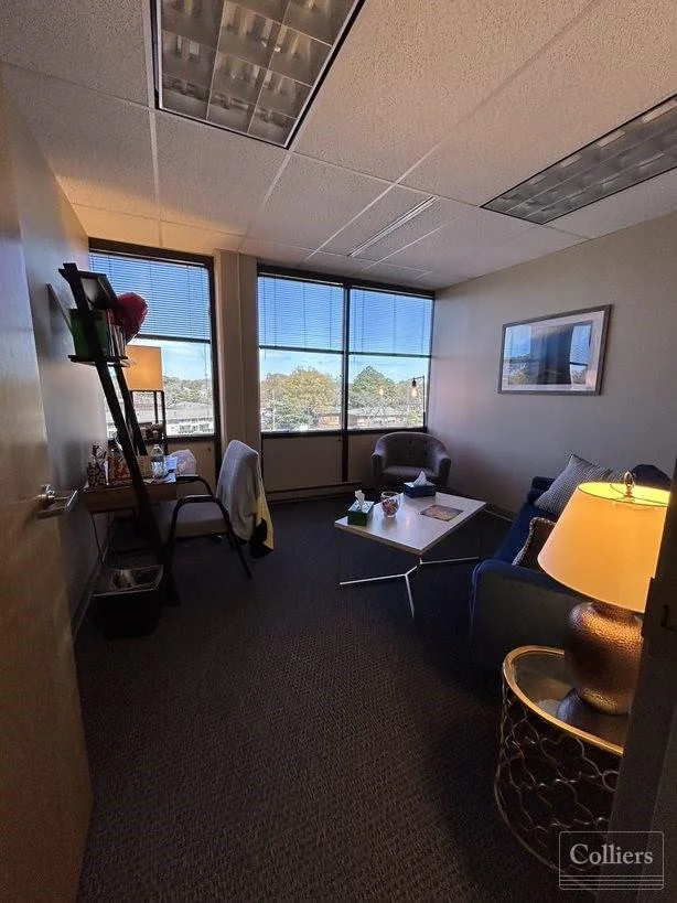 Sublease Available Near Town Center — Lease in Virginia Beach, VA, photo 3 of 8
