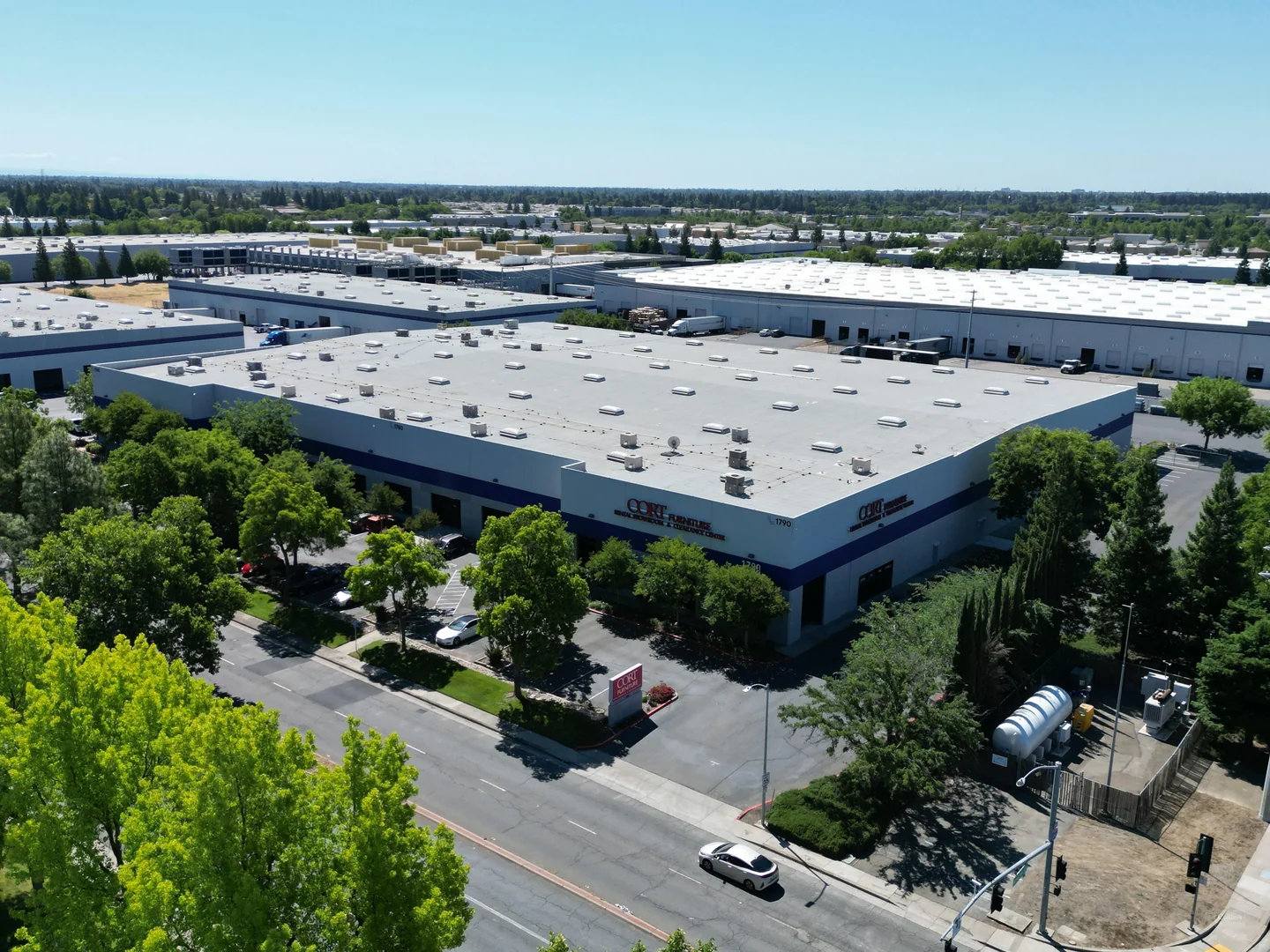 1780 N Market | Sublease