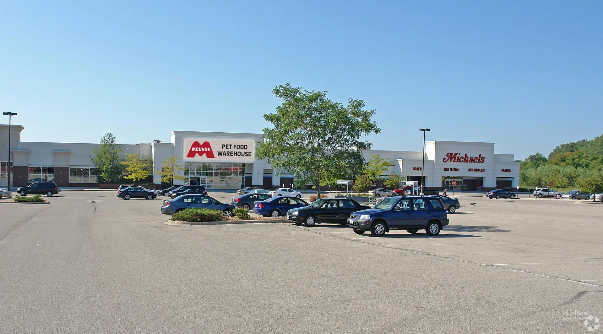 Pet Related Retail Space For Sublease Within Mounds… — Lease in Madison, WI, photo 1 of 2