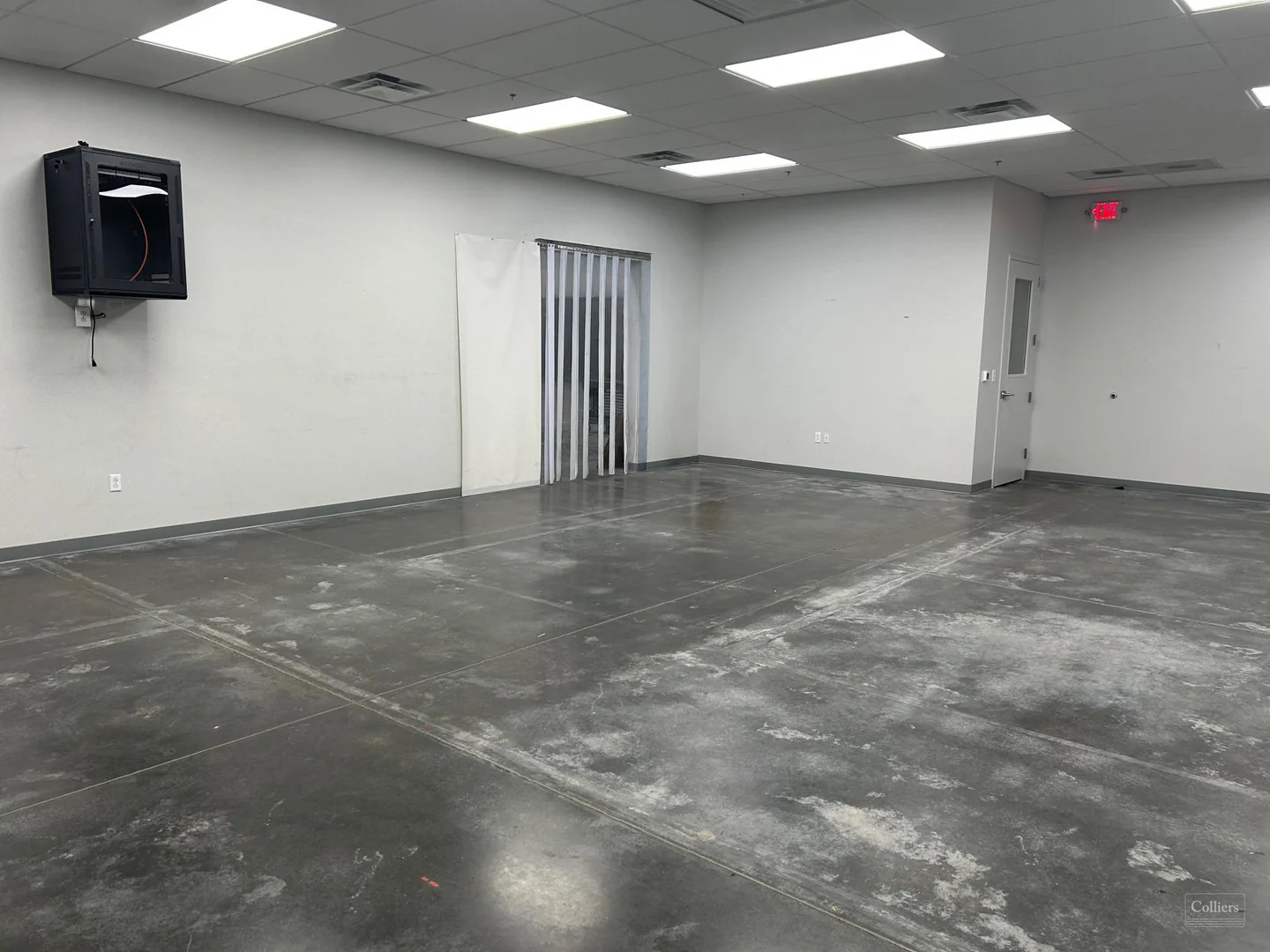30,458 SF Endcap Space Available — Lease in Ashland, VA, photo 3 of 4