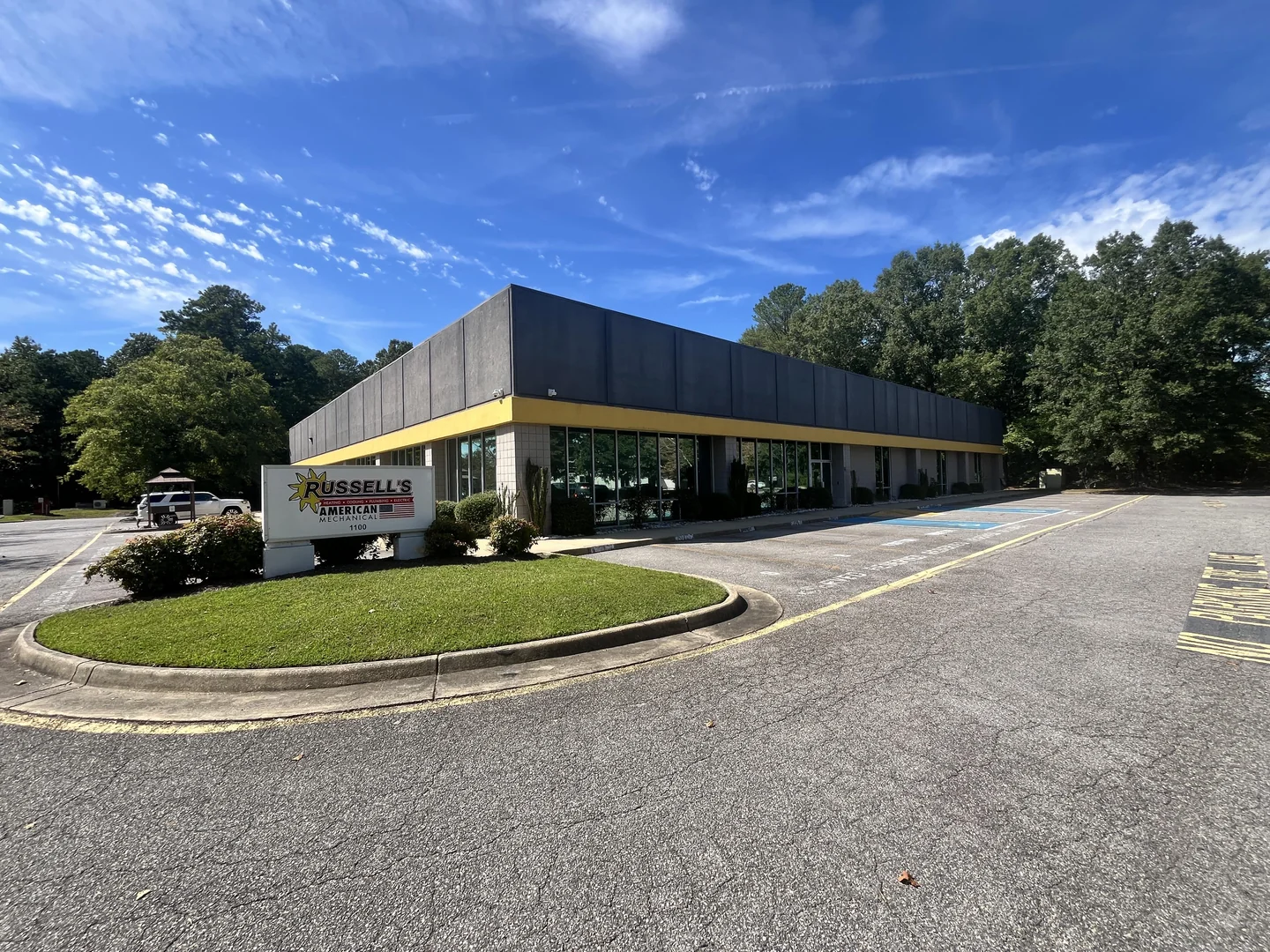Industrial Flex Space — Lease in Chesapeake, VA, photo 3 of 5
