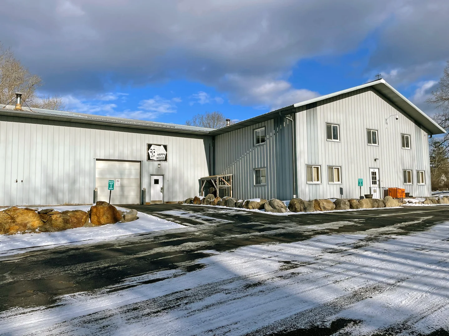 Manufacturing/Warehouse Space — Lease in Manchester, NH, photo 3 of 8