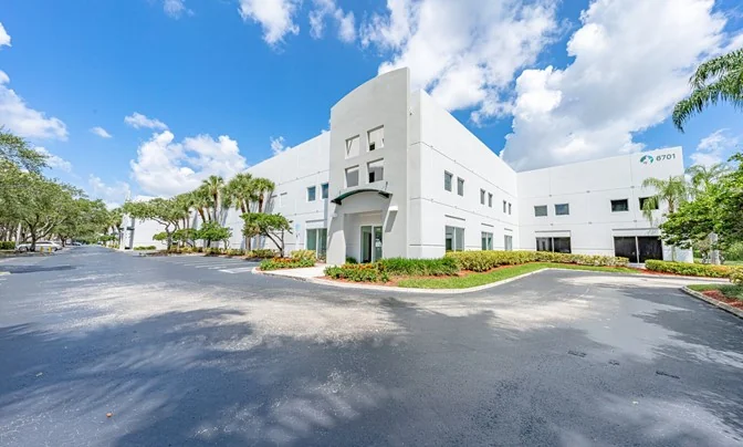 SUBLEASE AVAILABLE - 10000 NW 17th St, Doral — Lease in Doral, FL, photo 2 of 4