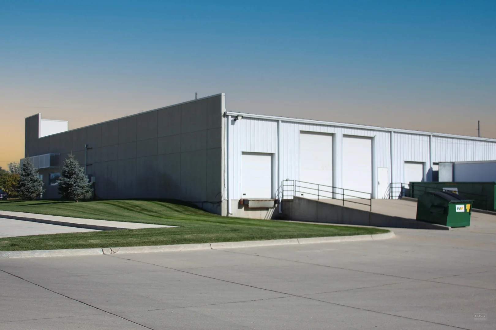 7,224 SF Industrial Flex for Sublease — Lease in Des Moines, IA, photo 1 of 8