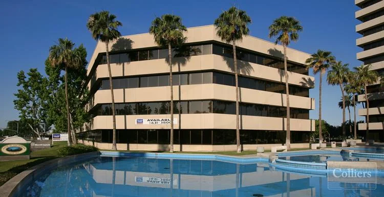 Prominent Class "A" office located — Lease in Bakersfield, CA, photo 1 of 1