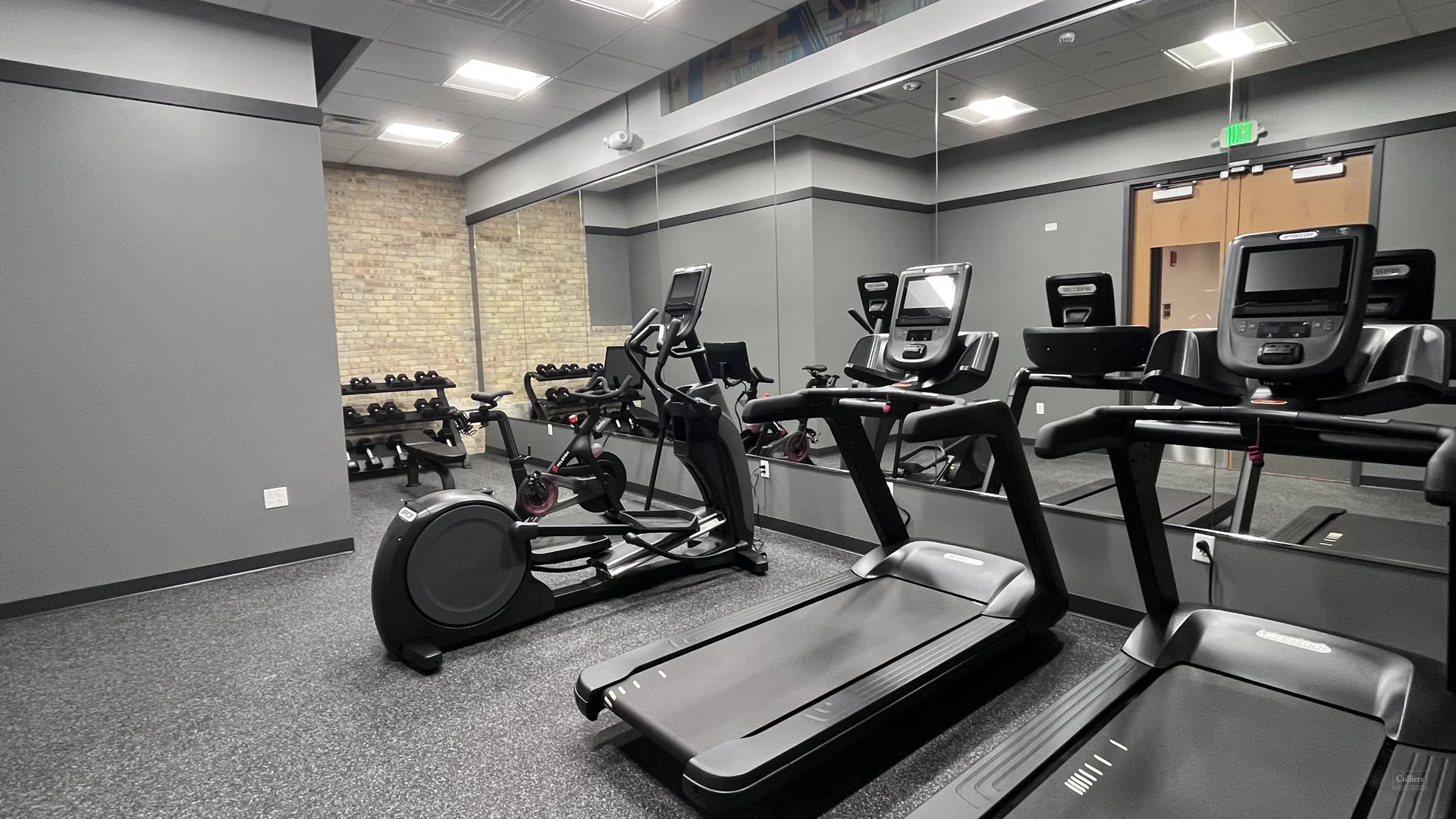 Creative Co-Working Offices at 247 Freshwater — Lease in Milwaukee, WI, photo 4 of 7