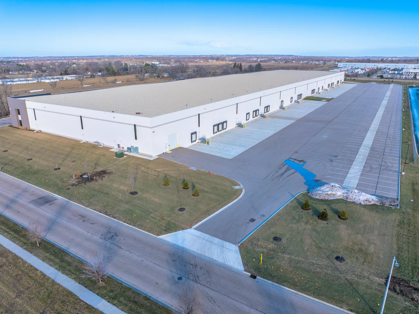 Class A Warehouse/Distribution For Sublease - industrial in Janesville, WI