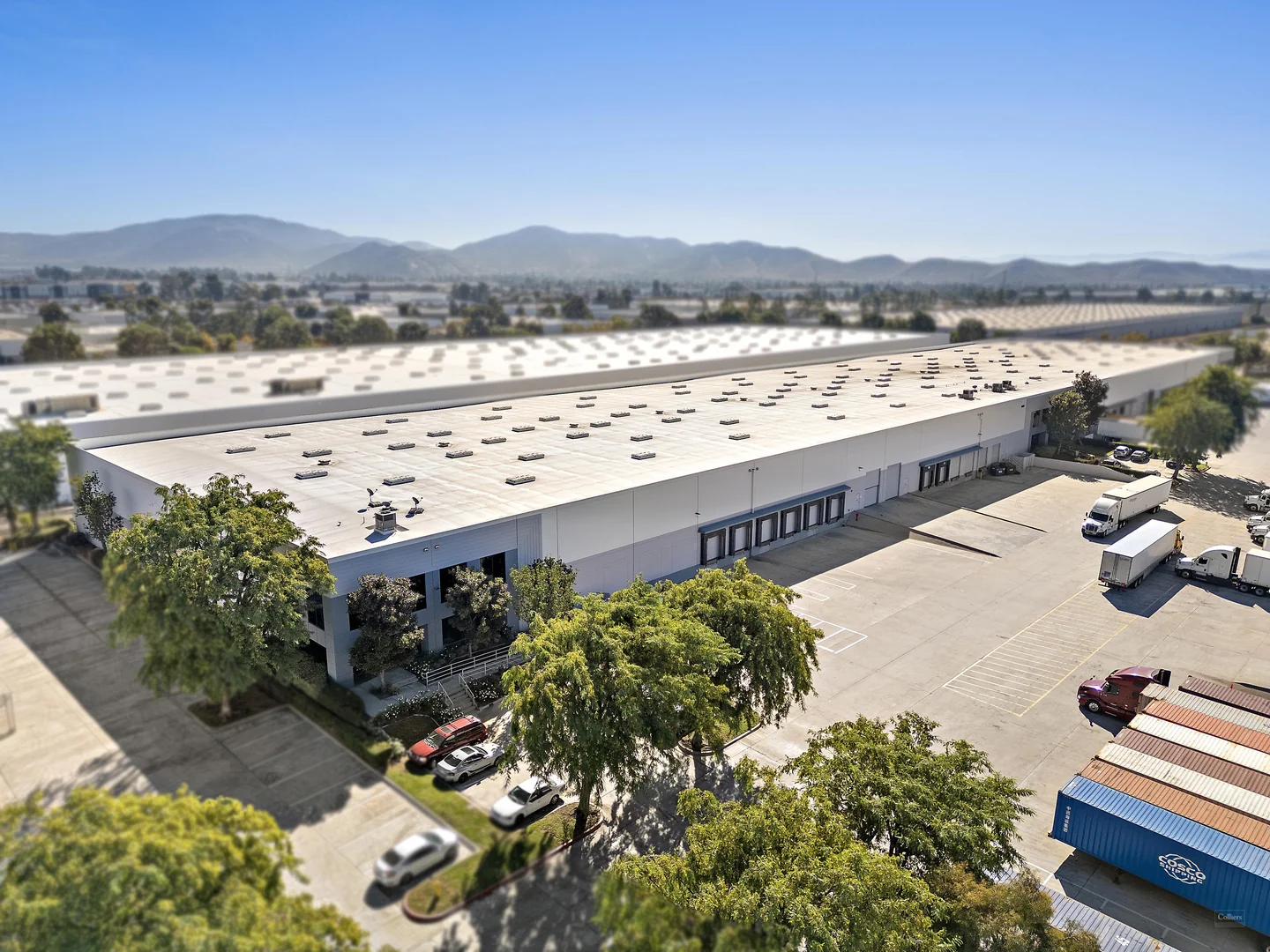 ±83,558 SF Warehouse Space Available for Sublease - industrial in Fontana, CA