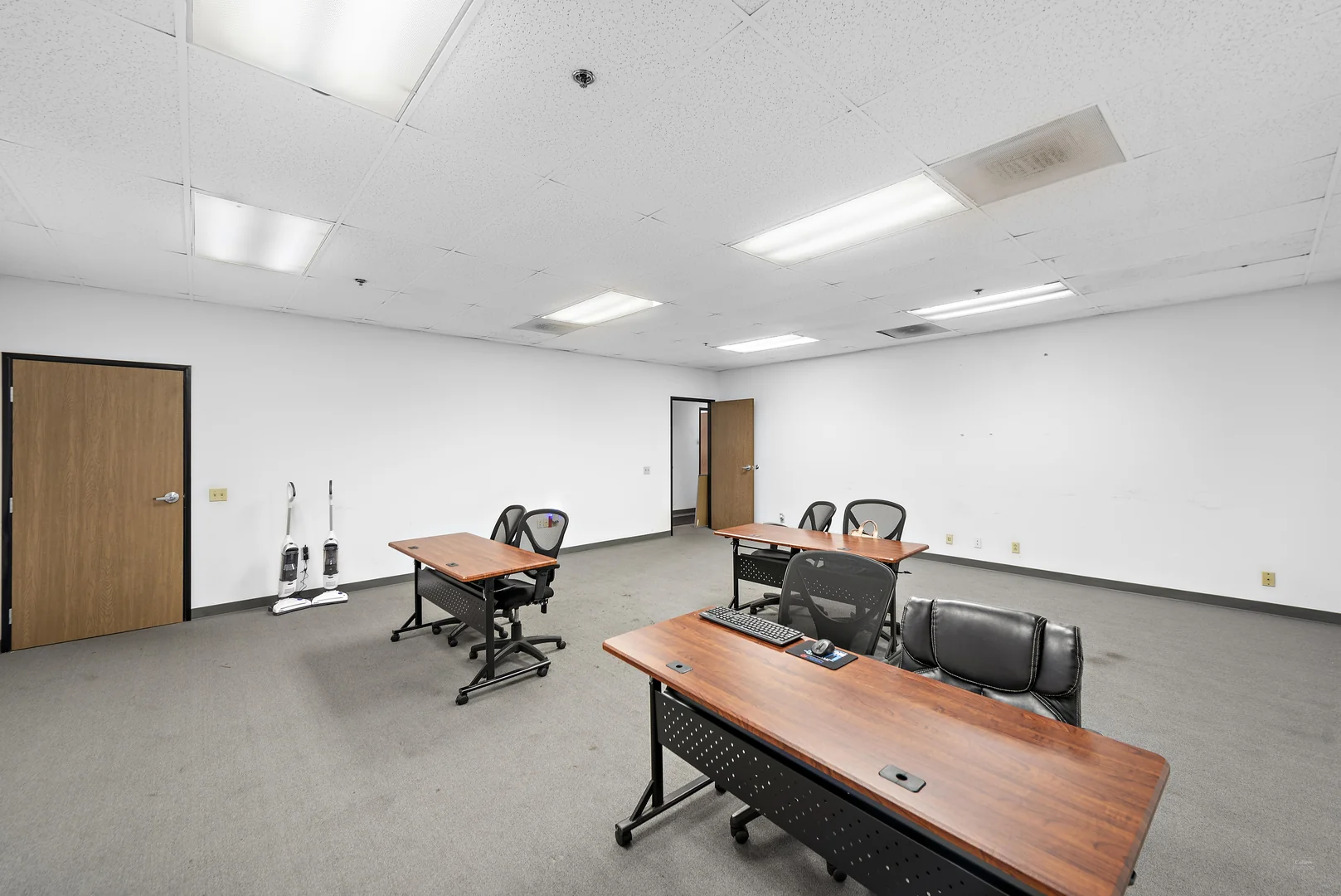 ±83,558 SF Warehouse Space Available for Sublease - photo 5 - Fontana, CA