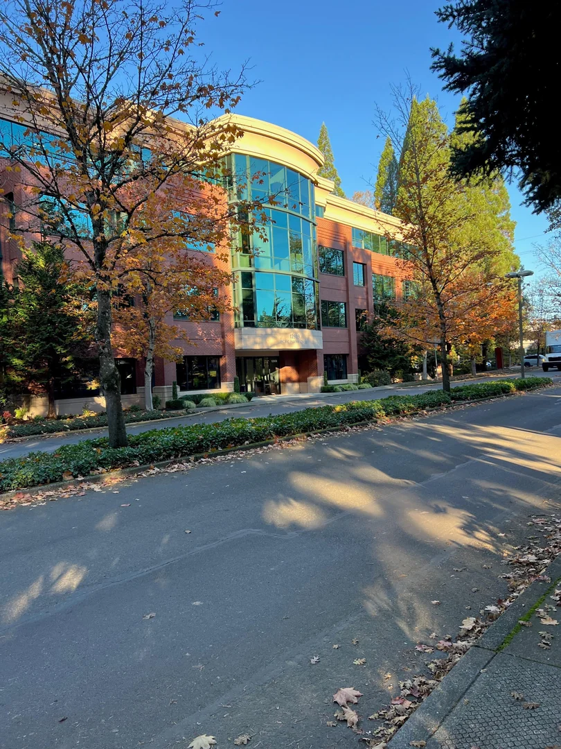 Move-in ready sublease 2,962 SF | Pacific Parkway Center