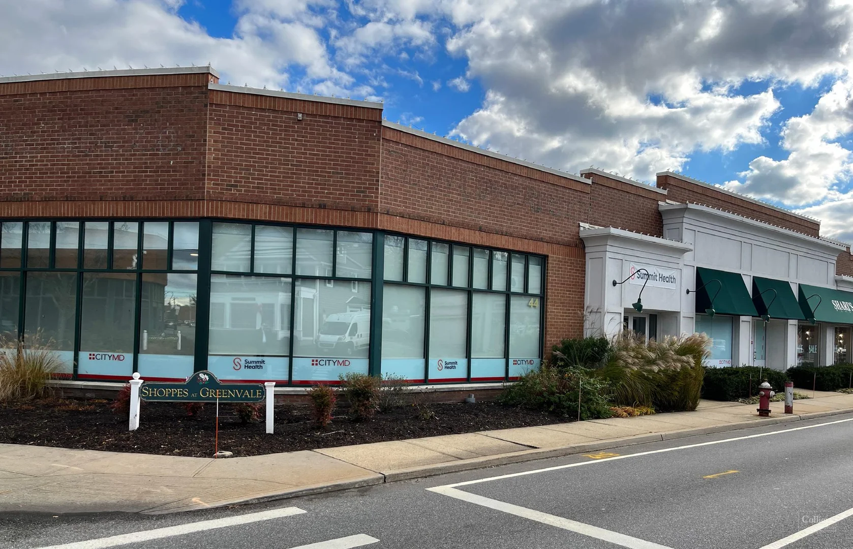 44 Glen Cove Road