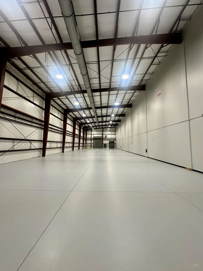 10,081 SF High Bay Warehouse Available at Redstone… — Lease in Huntsville, AL, photo 4 of 8