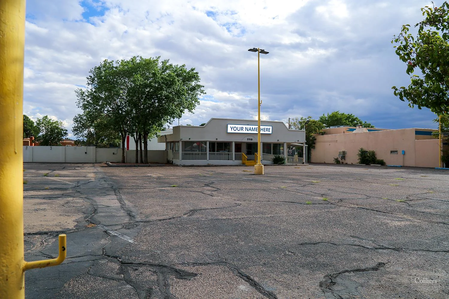 Office & Warehouse Available in SE Heights — Lease in Albuquerque, NM, photo 3 of 4