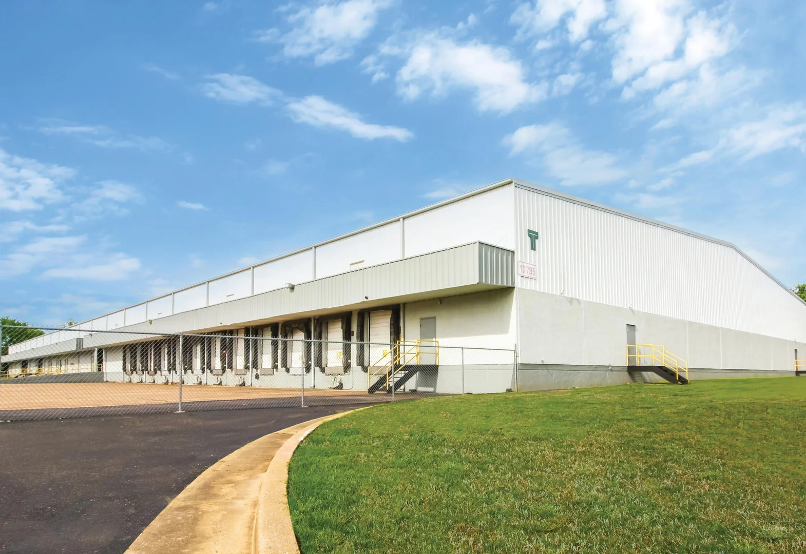 35,000 Industrial SF Available for Sublease in Olive… — Lease in Olive Branch, MS, photo 1 of 8