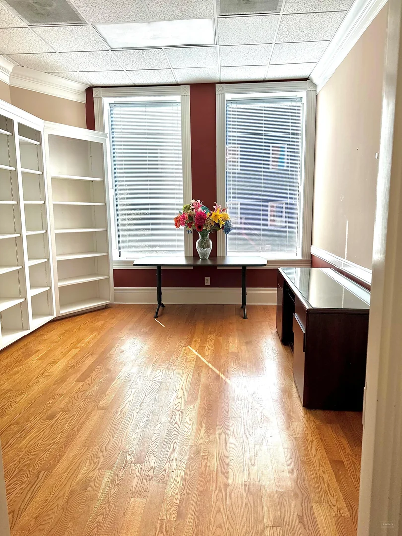 Small Professional Suite Available Downtown — Lease in Huntsville, AL, photo 5 of 5